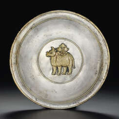 AN EXCEPTIONALLY RARE AND IMPORTANT PARCEL-GILT SILVER &#39;RHINOCEROS&#39; DISH