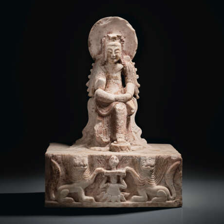 A VERY RARE MARBLE FIGURE OF A SEATED PENSIVE BODHISATTVA - photo 1