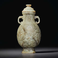 A MOTTLED PALE GREY BLACK JADE ARCHAISTIC VASE AND COVER