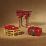 A GROUP OF THREE LACQUERED TABLE ARTICLES - photo 1