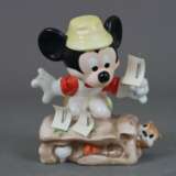 Mickey Mouse Gardener - photo 1