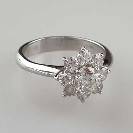 Blütenring mit Diamanten - photo 1