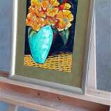 Gemälde „ORANGE BLUMEN“, Grundierte Hartfaserplatte, Öl auf Faserplatte, Zeitgenössische Kunst, Blumenstillleben, Russland, 2021 - Foto 4