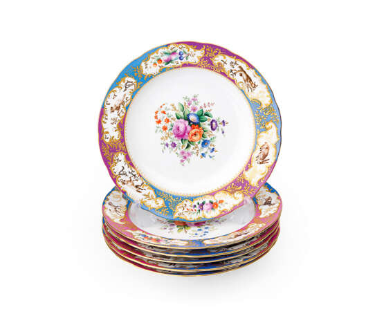  A Set of Six Dinner and Six Soup Plates from the Grand Duke Mikhail Pavlovich Service - Foto 1