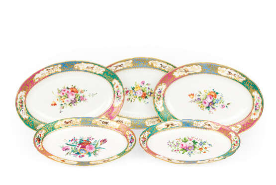  A Set of Five Platters from the Grand Duke Mikhail Pavlovich Service - photo 1