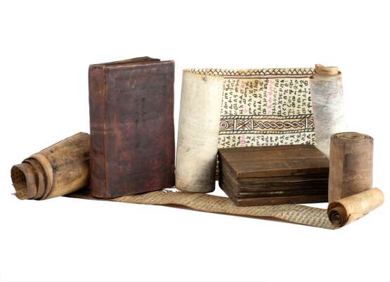Lotto di tre scroll e due manoscritti in lingua ge'ez - фото 1