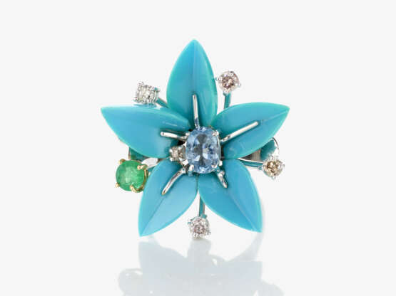 Ring mit Türkisblüte, Brillanten, Smaragd und Aquamarin - photo 2