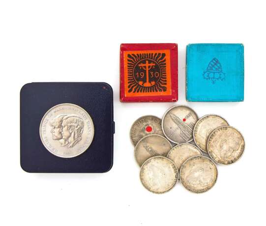 Konvolut silberne Münzen und Medaillen 1928 - 1934/1939 - 1981 - photo 1