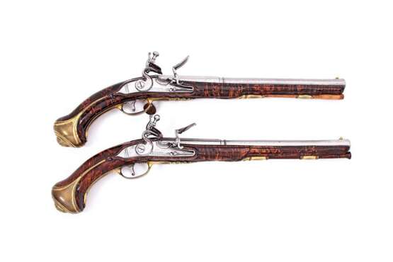Ein Paar Steinschloss-Pistolen von Bongarde in Düsseldorf um 1720-1740 - Foto 2