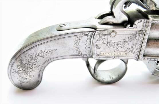 Vierläufige Steinschloss-Wender Taschenpistole in Ganzmetall von Claude Niquet in Liege um 1800 - Foto 2