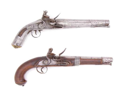Zwei Steinschloss-Pistolen, Balkan um 1800 - photo 1