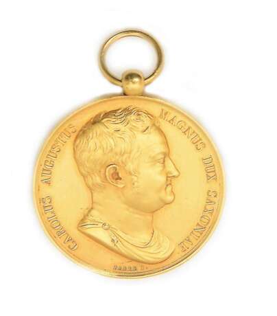 Großherzogtum Sachsen, Zivilverdienstmedaille DOCTARUM FRONTIUM PRAEMIA 1822 in Gold im Etui - Foto 1