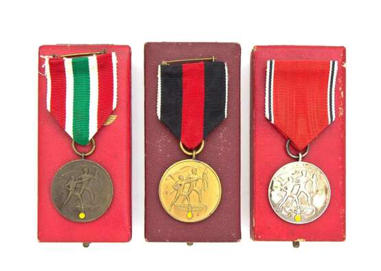 Anschlussmedaillen 13.März 1938 und 1.Oktober 1938 und 22.März 1939 im Etui - photo 1