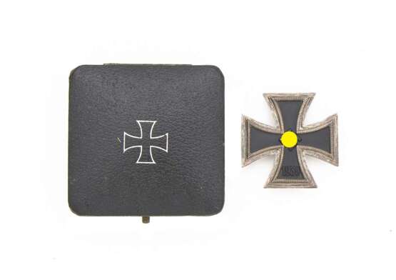 Eisernes Kreuz 1. Klasse 1939 im Etui - фото 1