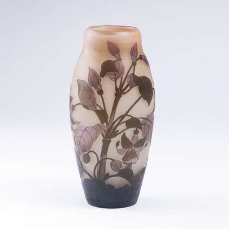 Arsall. Vase mit Fuchsien-Dekor - photo 1