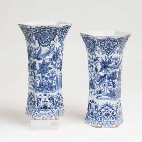 Paar Delfter Stangenvasen mit Blau-weiß Dekor - photo 1