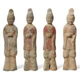 FOUR PAINTED POTTERY FIGURES OF OFFICIALS - photo 1