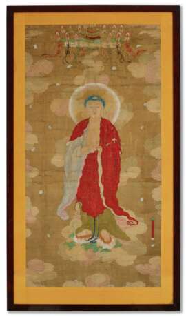 TWO LARGE SILK PAINTINGS OF BUDDHA - фото 3