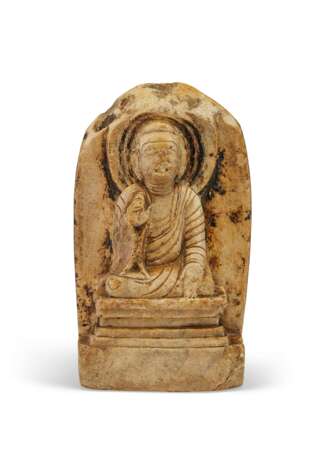 A MARBLE FIGURE OF SEATED BUDDHA - photo 1
