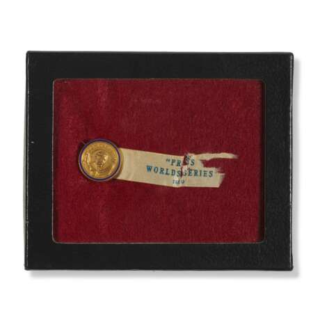 Scarce 1919 Chicago "Black Sox" World Series Press Pin with Original Ribbon - фото 1