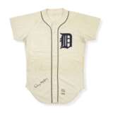 1968 Denny McLain Autographed Detroit Tigers Professional Model Home Jersey (31 Win Cy Young & World Championship Season)(MEARS A9.5)(Detroit Tigers LOA) - photo 1