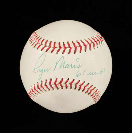 Roger Maris "61 in 61" Single Signed and Inscribed Baseball (PSA/DNA 9 MINT) - photo 1