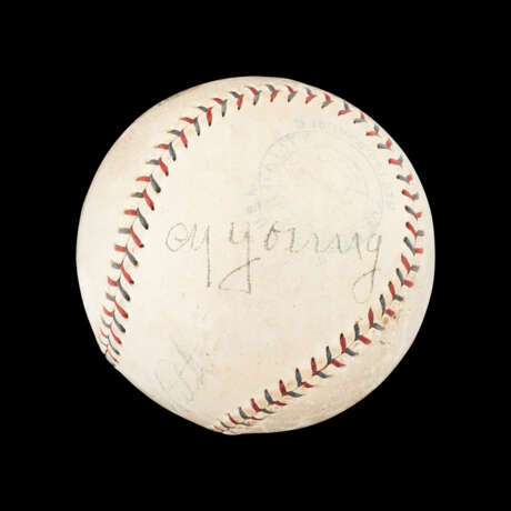 Cy Young Autographed Baseball c.1920s - Foto 1