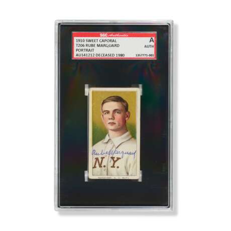 1909-11 T206 Rube Marquard Autographed Baseball Tobacco Card - photo 1