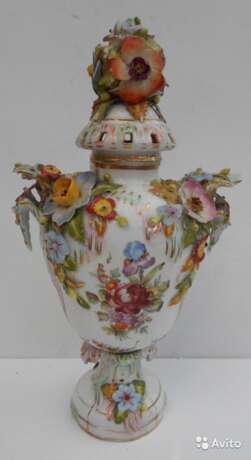 фарфоровая ваза “Antique vase, earliest Siezendorf!”, Sitzendorf Porcelain Factory, Porcelain, Germany, 1887 - photo 1