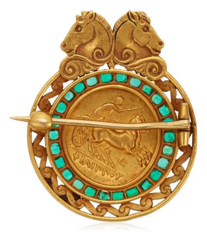 NO RESERVE | GOLD AND EMERALD BROOCH - photo 3