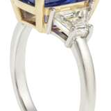 COLOR CHANGE SAPPHIRE AND DIAMOND RING - фото 3