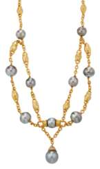CULTURED PEARL, DIAMOND AND EMERALD NECKLACE