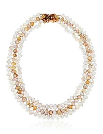 King, Arthur. ARTHUR KING CULTURED PEARL AND GOLD NECKLACE - Foto 3