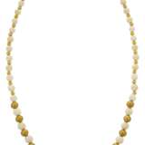 NO RESERVE | CORAL BEAD AND GOLD NECKLACE - photo 4