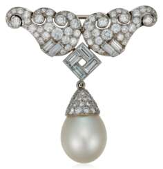 NO RESERVE | CULTURED PEARL AND DIAMOND BROOCH