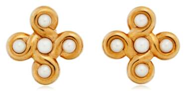 CHANEL CULTURED PEARL AND GOLD EARRINGS