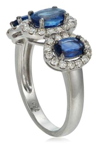 NO RESERVE | SUITE OF SAPPHIRE AND DIAMOND JEWELRY - Foto 12
