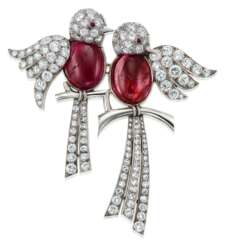 VAN CLEEF & ARPELS RUBY AND DIAMOND 'LOVEBIRD' BROOCH