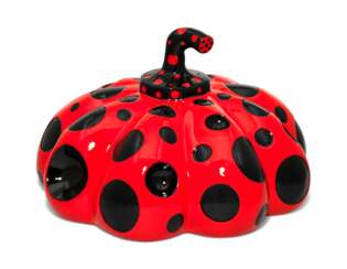 YAYOI KUSAMA (B. 1929) YAYOI KUSAMA (B. 1929)