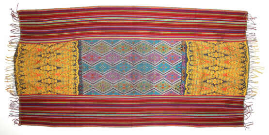 Tagesdecke u. Timor Sarong. - photo 3