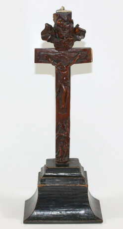 Reliquienkreuz, Kruzifix. - Foto 1