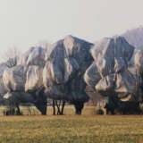 Christo, d.i. Wladimirow Jawaschew, u. Jeanne-Claude - Foto 2