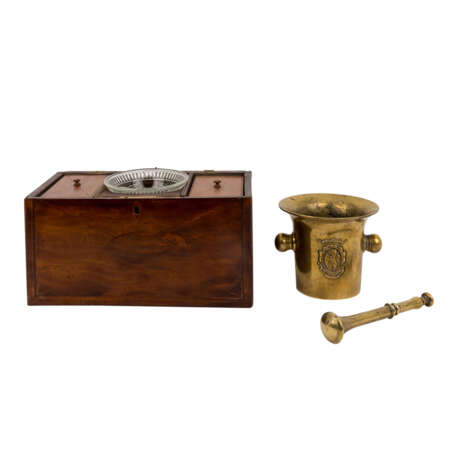 Konvolut: 2-teilig: tea caddy und Mörser, 19. Jahrhundert: - фото 1