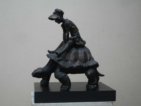 Девочка на черепахе 2013 - photo 3