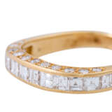 GÜBELIN Ring mit 12 Prinzess-Diamanten zusammen ca. 0,7 ct, - photo 5