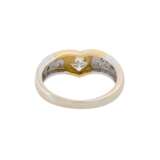 Ring mit Diamanten zusammen ca. 0,44 ct, - photo 4