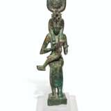 AN EGYPTIAN BRONZE ISIS AND HORUS - photo 1