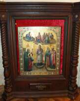 Старинный храмовый киот для иконы Старинный храмовый киот для иконы