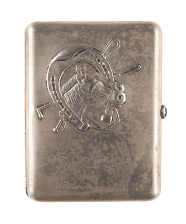 A SILVER CIGARETTE CASE WITH HORSES - фото 1