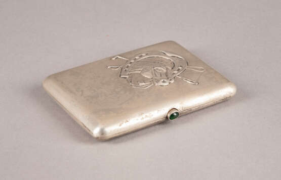 A SILVER CIGARETTE CASE WITH HORSES - photo 2